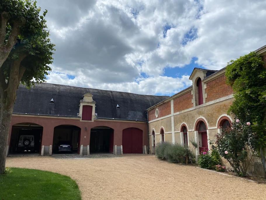 Chateau Du Maurier La Fontaine-Saint-Martin Esterno foto
