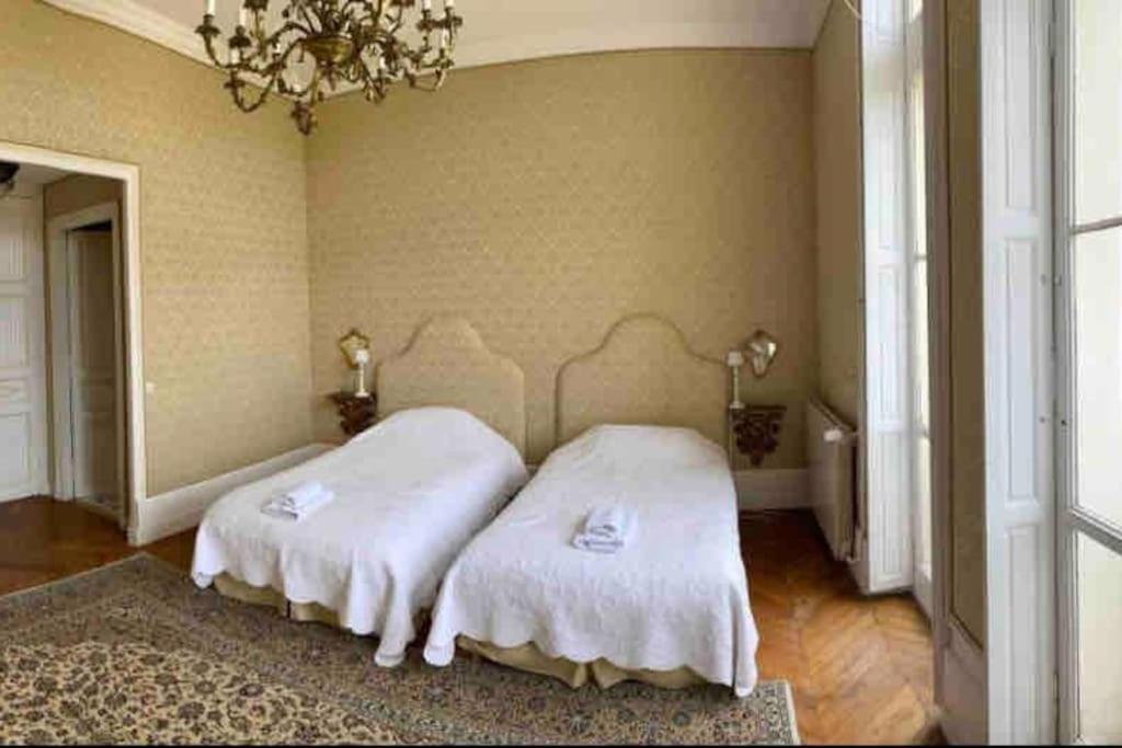 Chateau Du Maurier La Fontaine-Saint-Martin Esterno foto