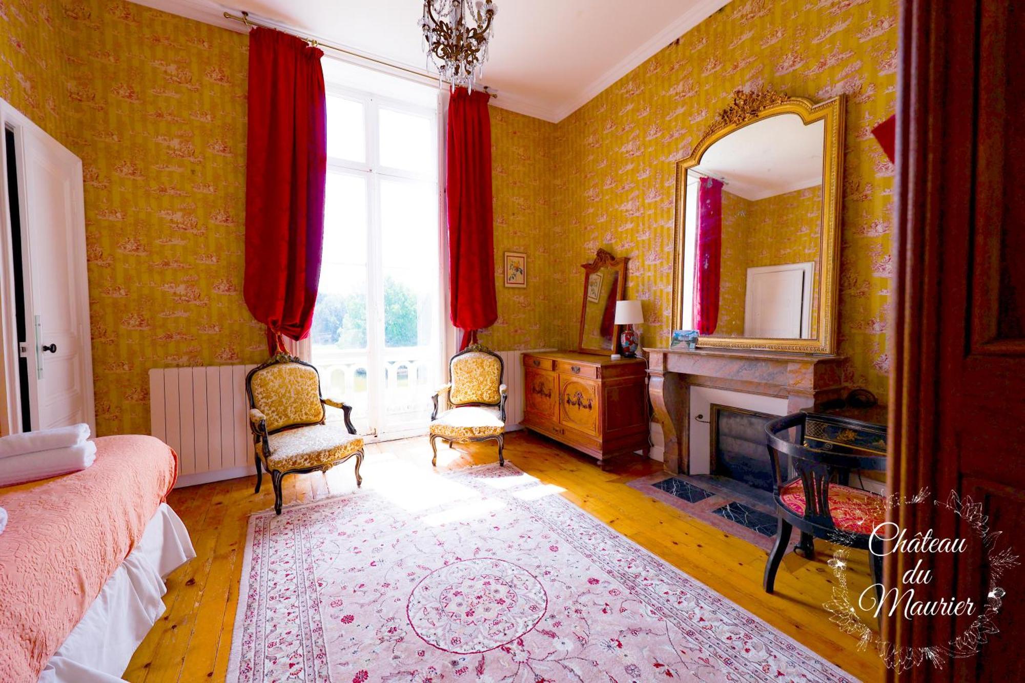 Chateau Du Maurier La Fontaine-Saint-Martin Esterno foto