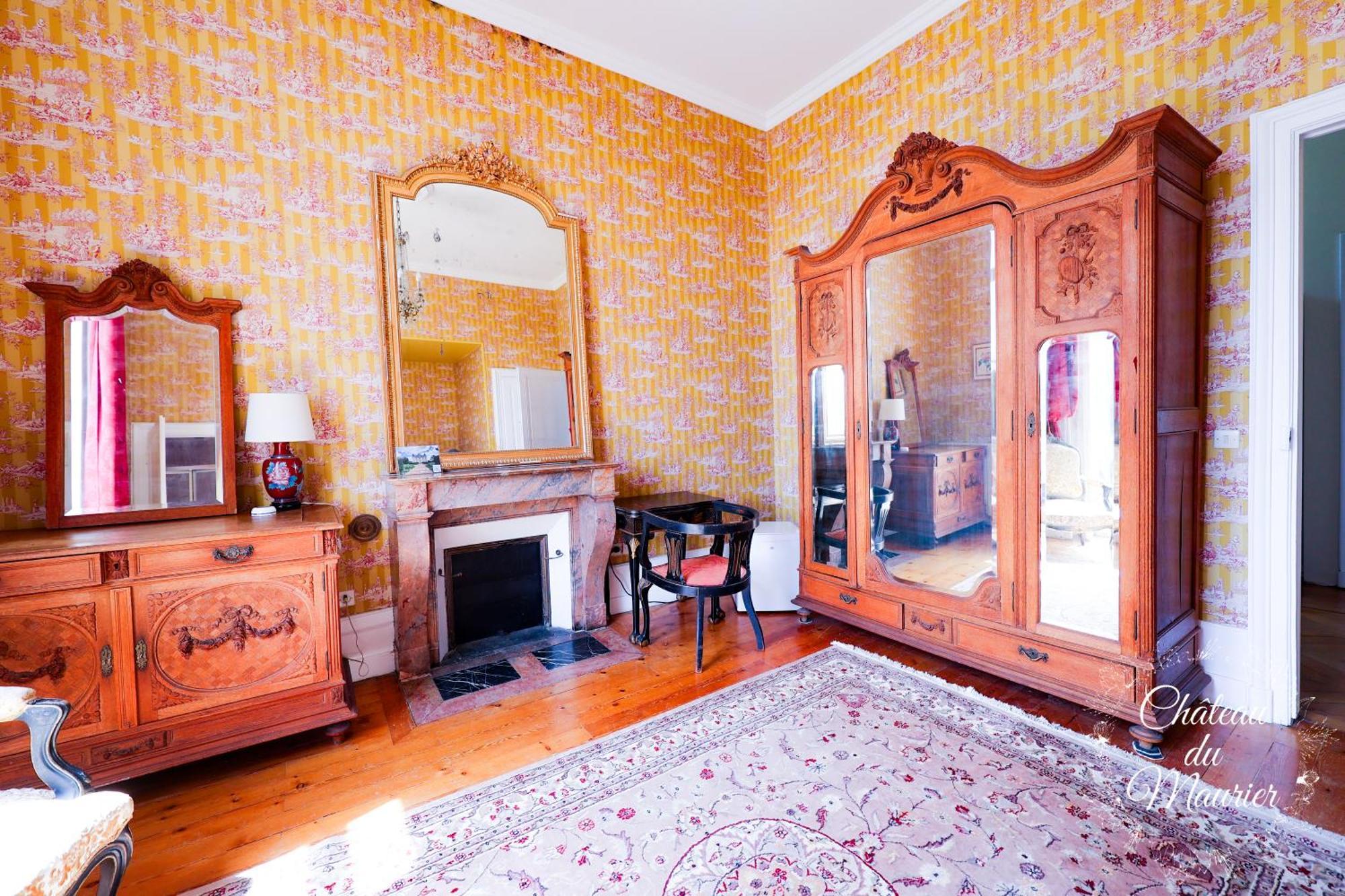 Chateau Du Maurier La Fontaine-Saint-Martin Esterno foto